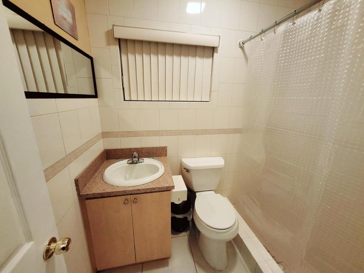 Royal Poinciana Stay Miami Springs Luaran gambar