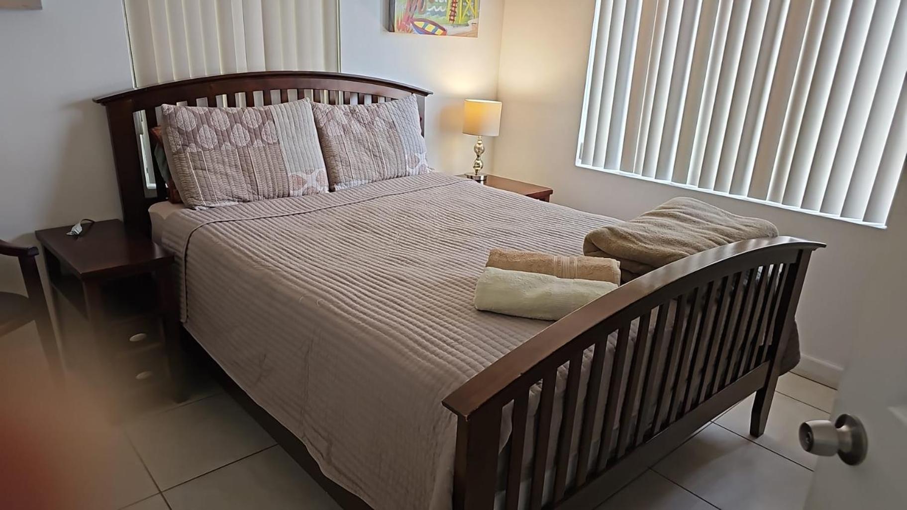 Royal Poinciana Stay Miami Springs Luaran gambar
